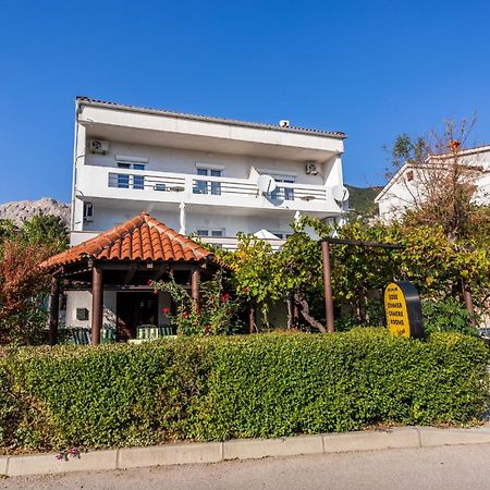 Apartmani Velnic Baška Exteriör bild