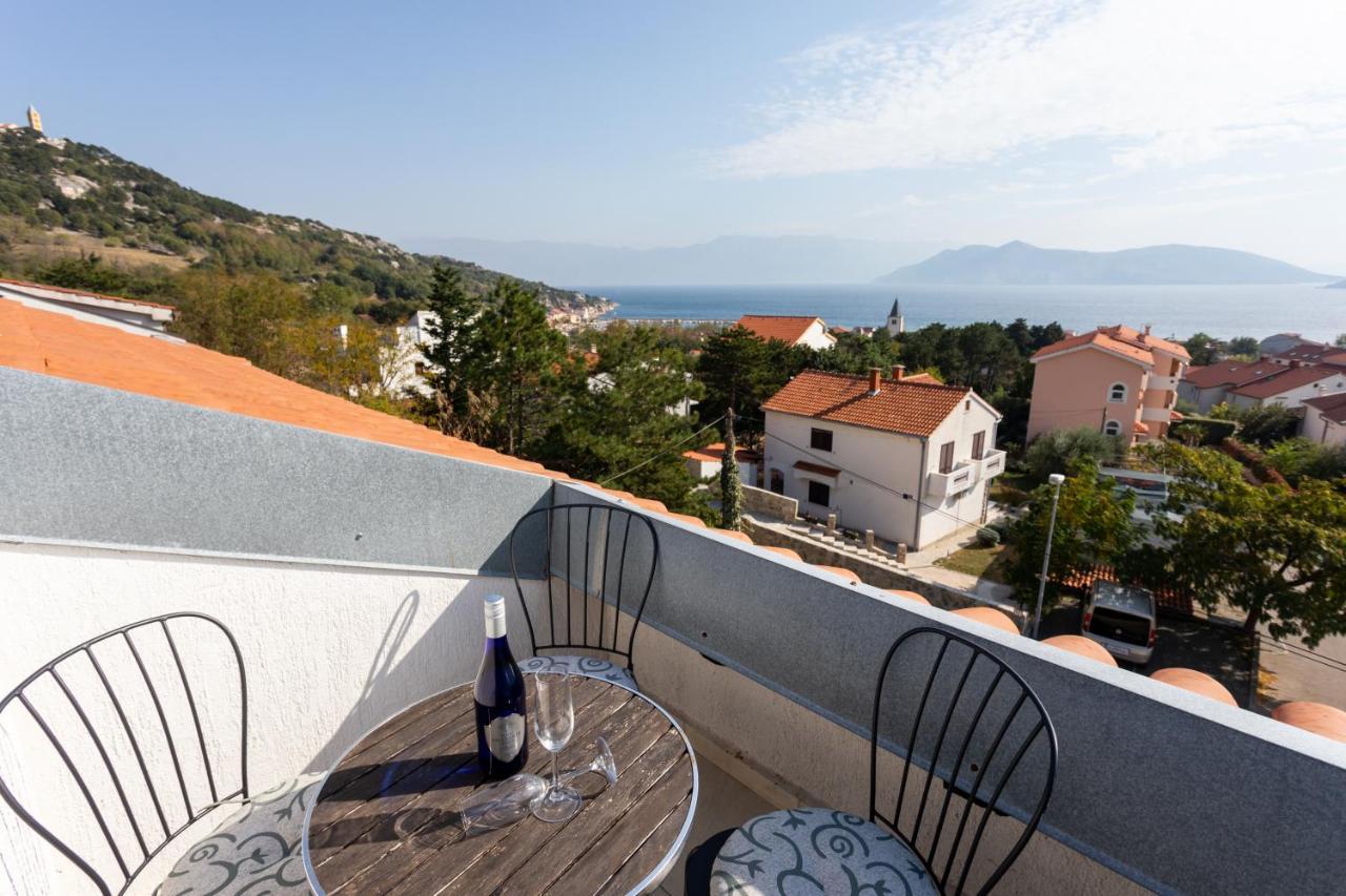 Apartmani Velnic Baška Exteriör bild