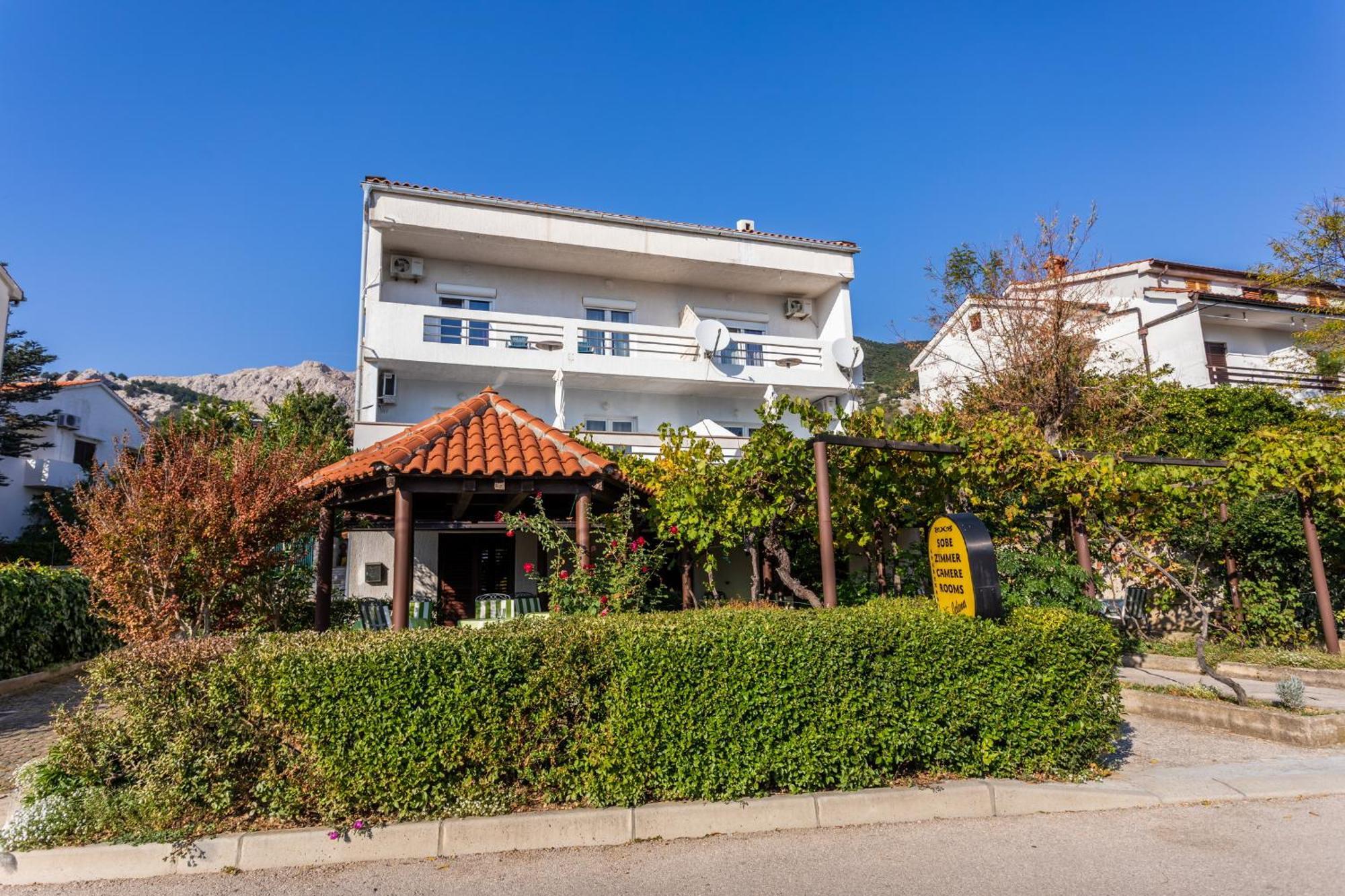Apartmani Velnic Baška Exteriör bild