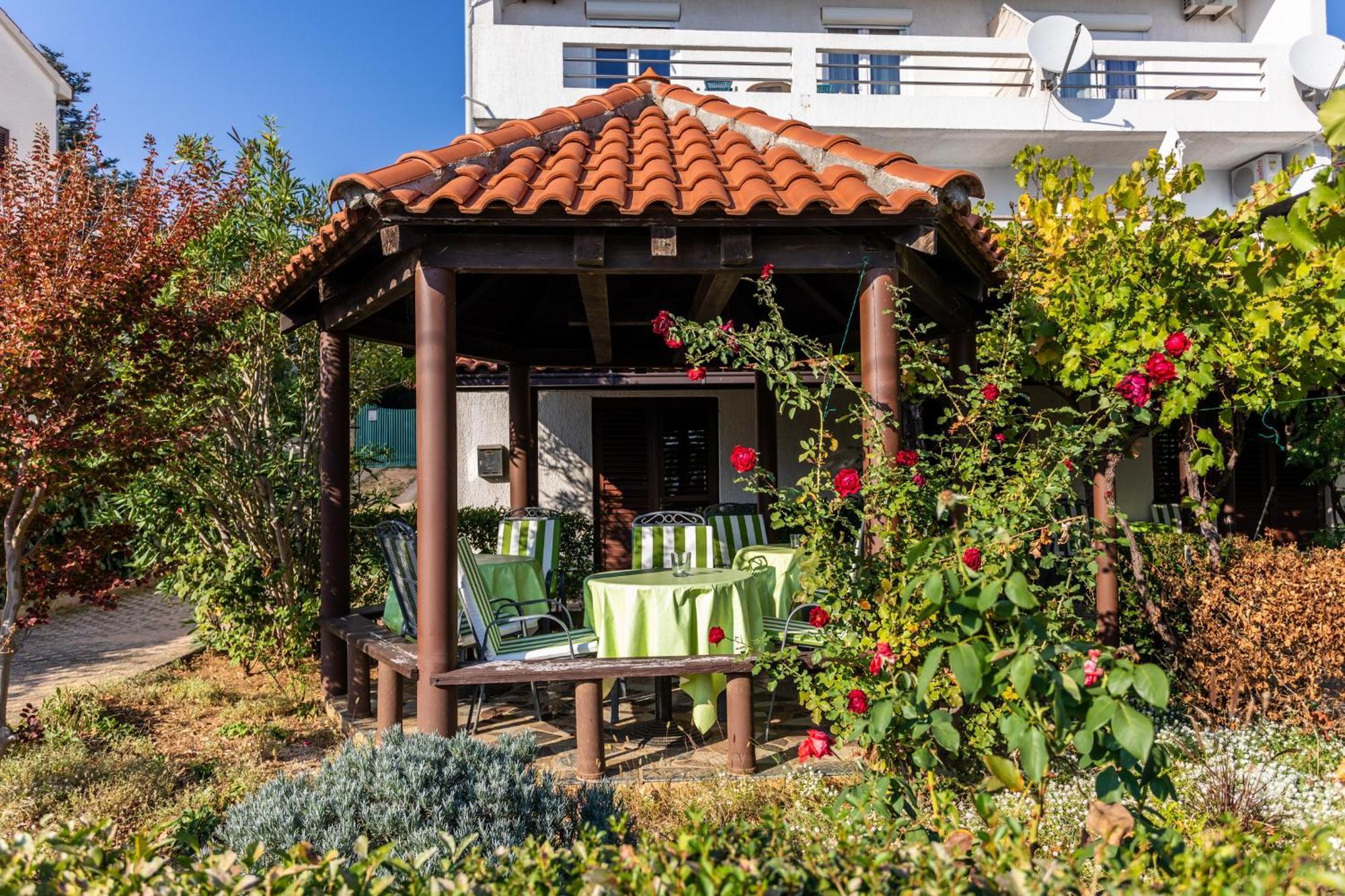 Apartmani Velnic Baška Exteriör bild